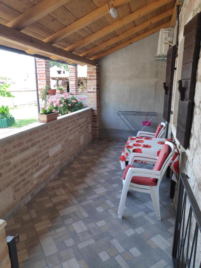 Apartmani Memic 100 M Do Plaze, Apartments Memic Only 100M From Beach Пореч Экстерьер фото