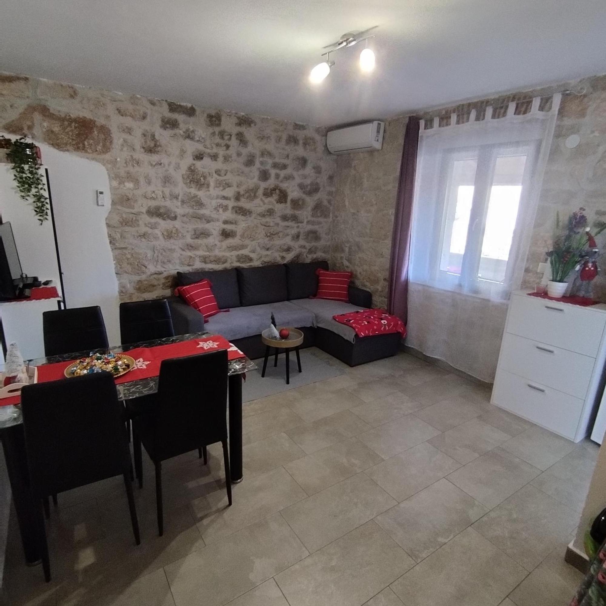 Apartmani Memic 100 M Do Plaze, Apartments Memic Only 100M From Beach Пореч Экстерьер фото