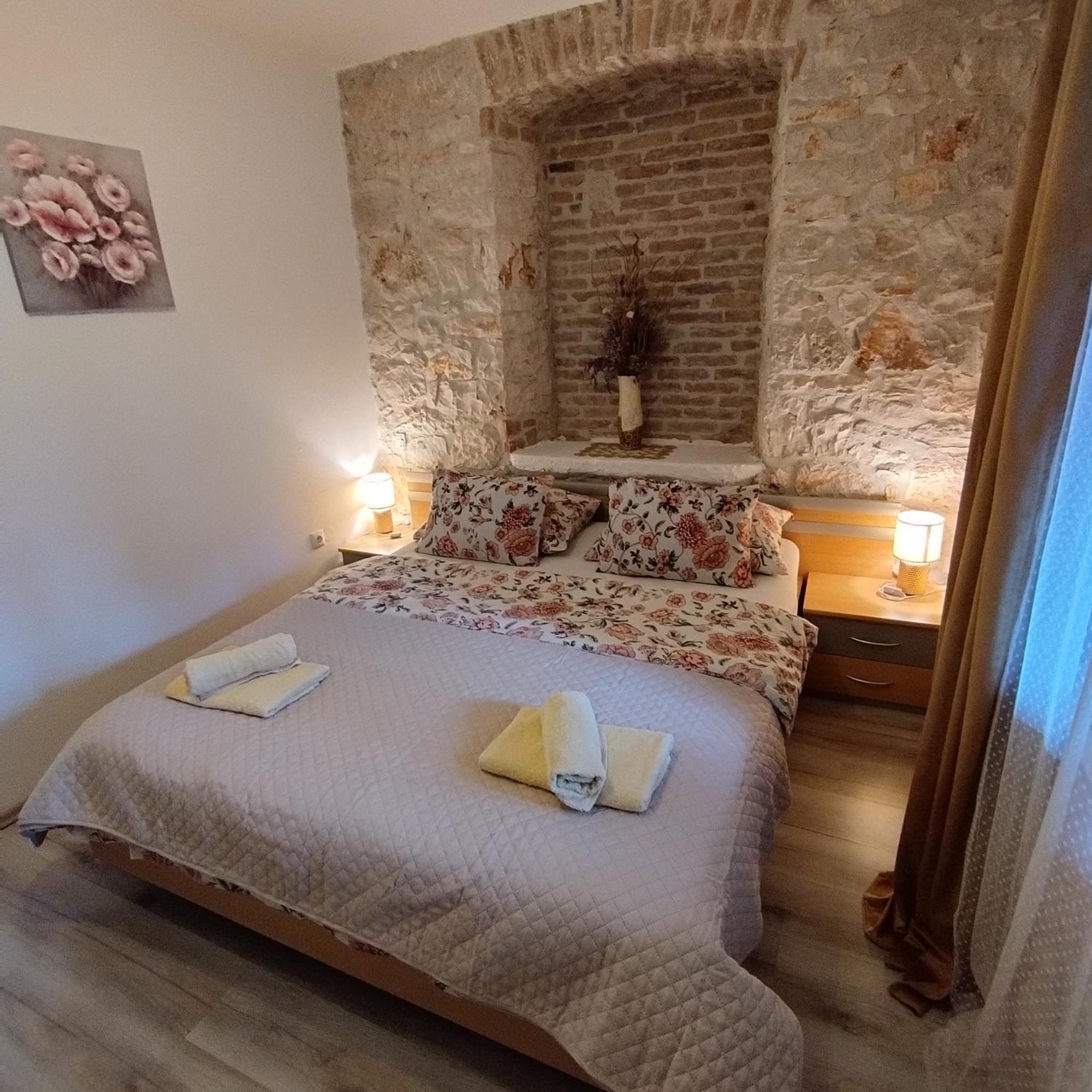 Apartmani Memic 100 M Do Plaze, Apartments Memic Only 100M From Beach Пореч Экстерьер фото