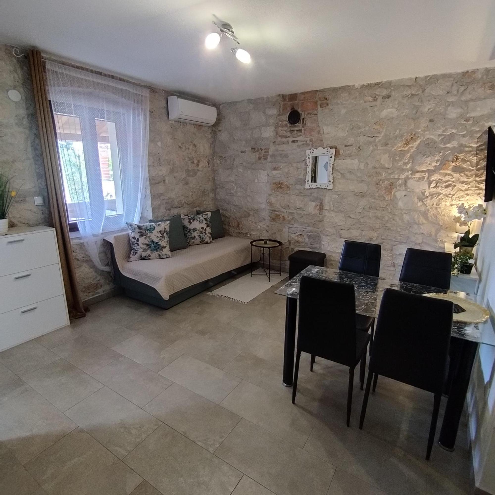 Apartmani Memic 100 M Do Plaze, Apartments Memic Only 100M From Beach Пореч Экстерьер фото