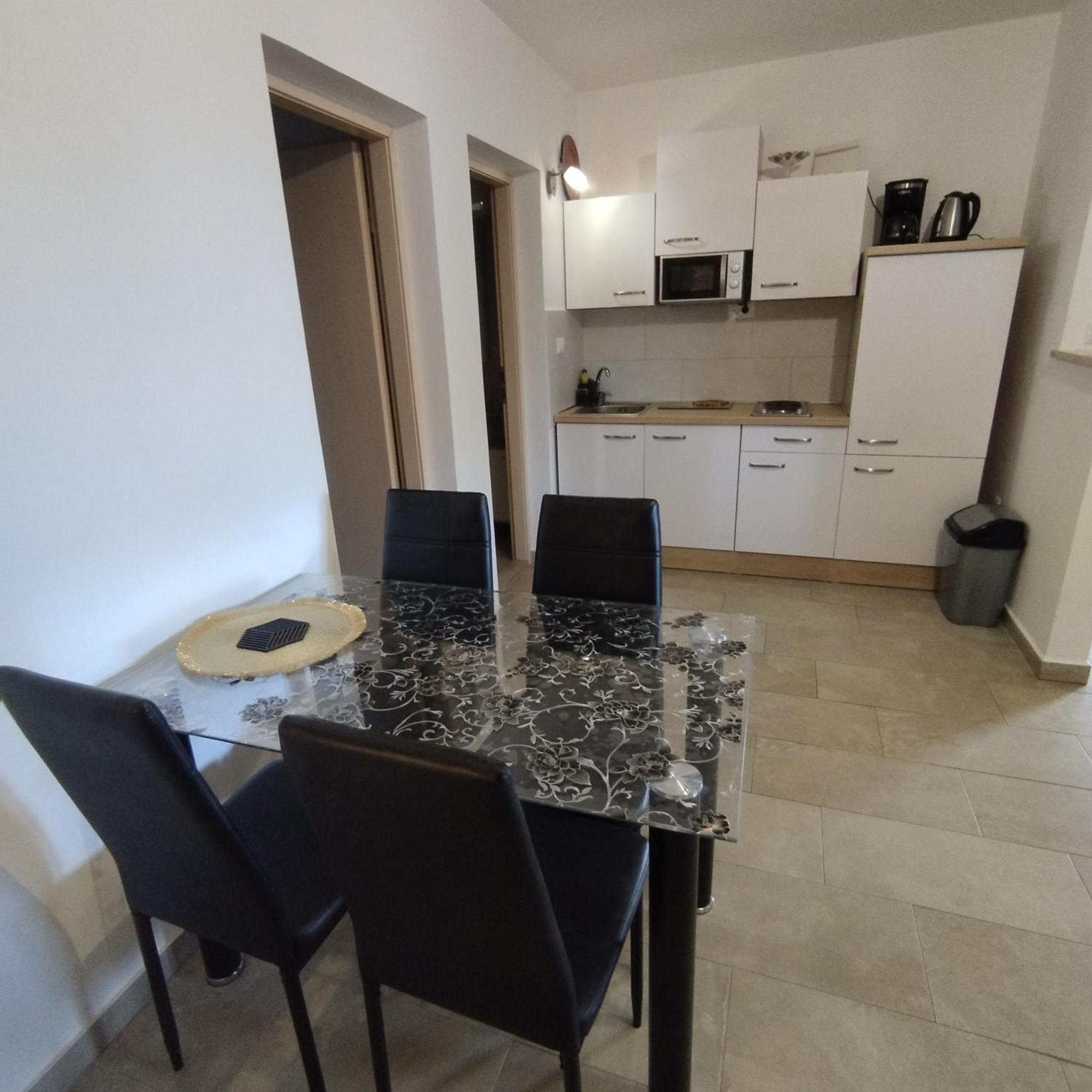 Apartmani Memic 100 M Do Plaze, Apartments Memic Only 100M From Beach Пореч Экстерьер фото