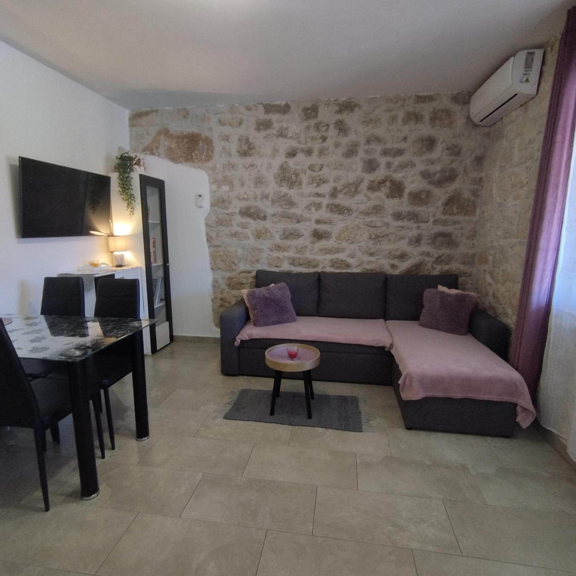 Apartmani Memic 100 M Do Plaze, Apartments Memic Only 100M From Beach Пореч Экстерьер фото