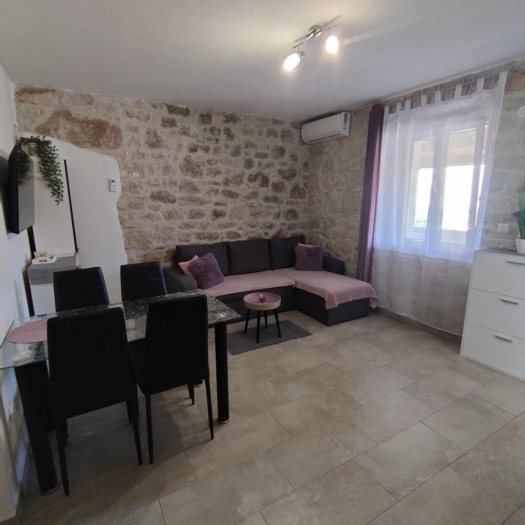 Apartmani Memic 100 M Do Plaze, Apartments Memic Only 100M From Beach Пореч Экстерьер фото
